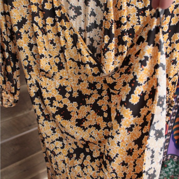 & Other Stories Floral Dress | Golden Flowers Wrap dress | belted designer dress - Picture 16 of 16